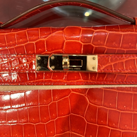 Authentic Hermes Kelly Cut Clutch - Picture 4 of 4